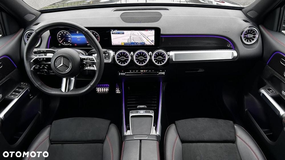 Mercedes-Benz GLB 200 AMG Line 7G-DCT - 22