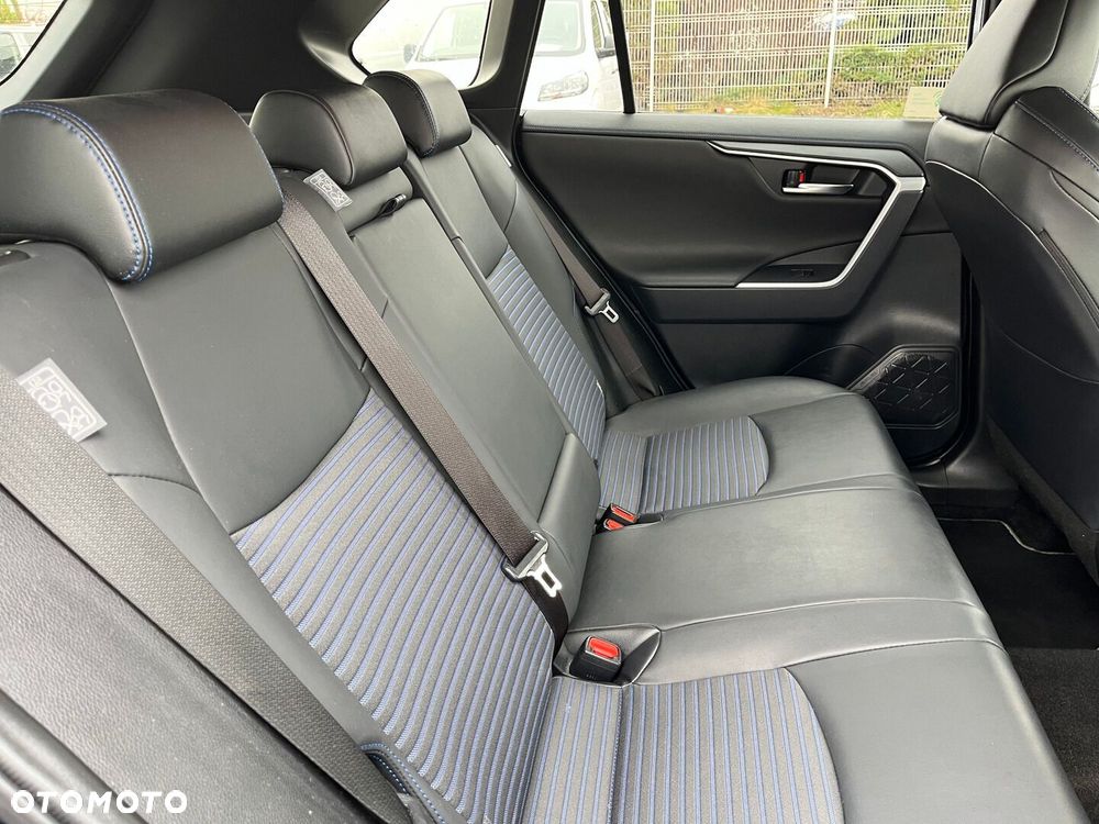 Toyota RAV4 2.5 Hybrid Selection 4x2 - 32