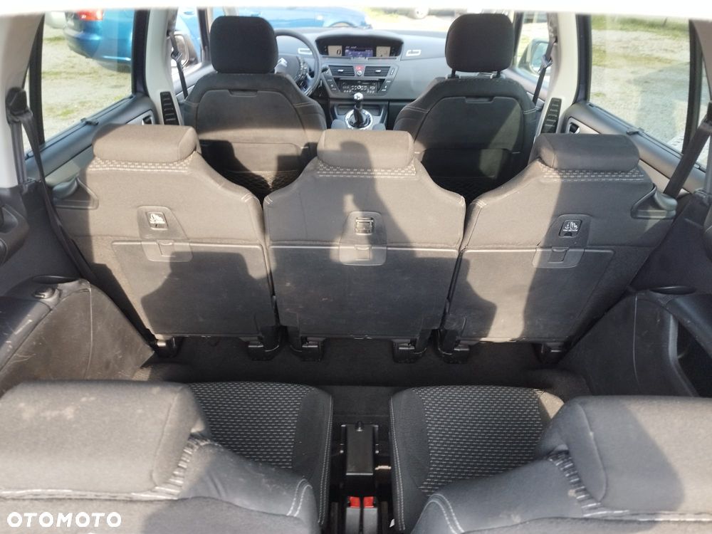 Citroën C4 Picasso - 12