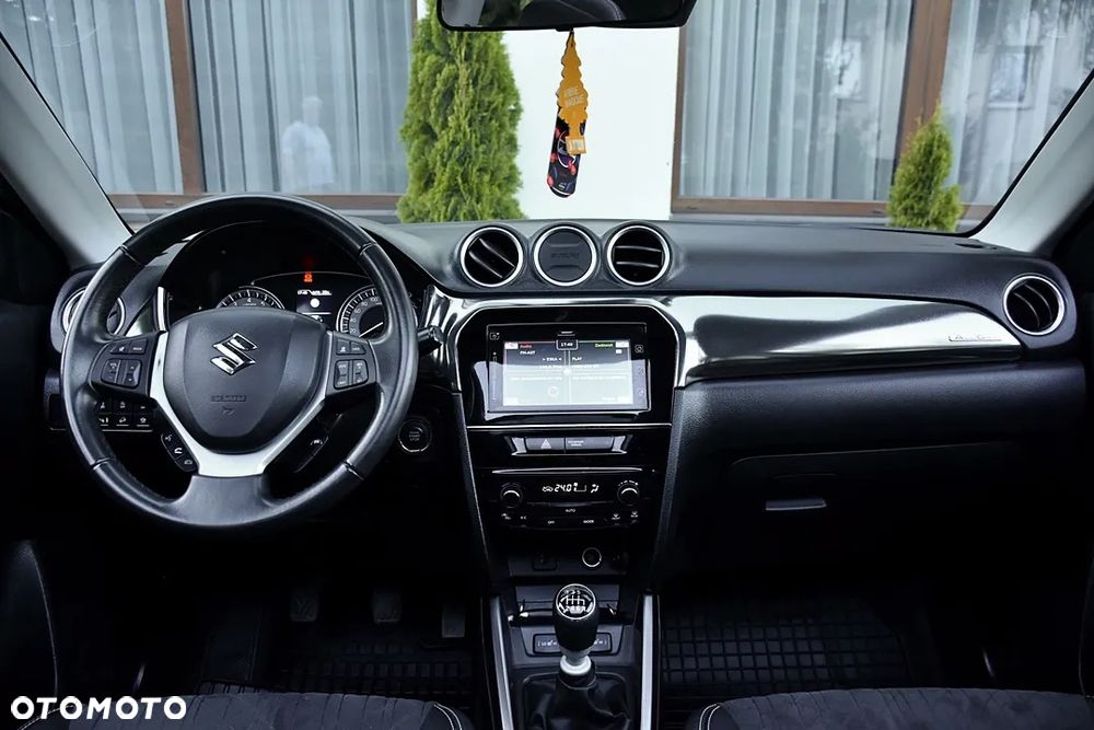 Suzuki Vitara 1.4 Boosterjet Hybrid Allgrip Comfort+ "SHINKAI" - 19