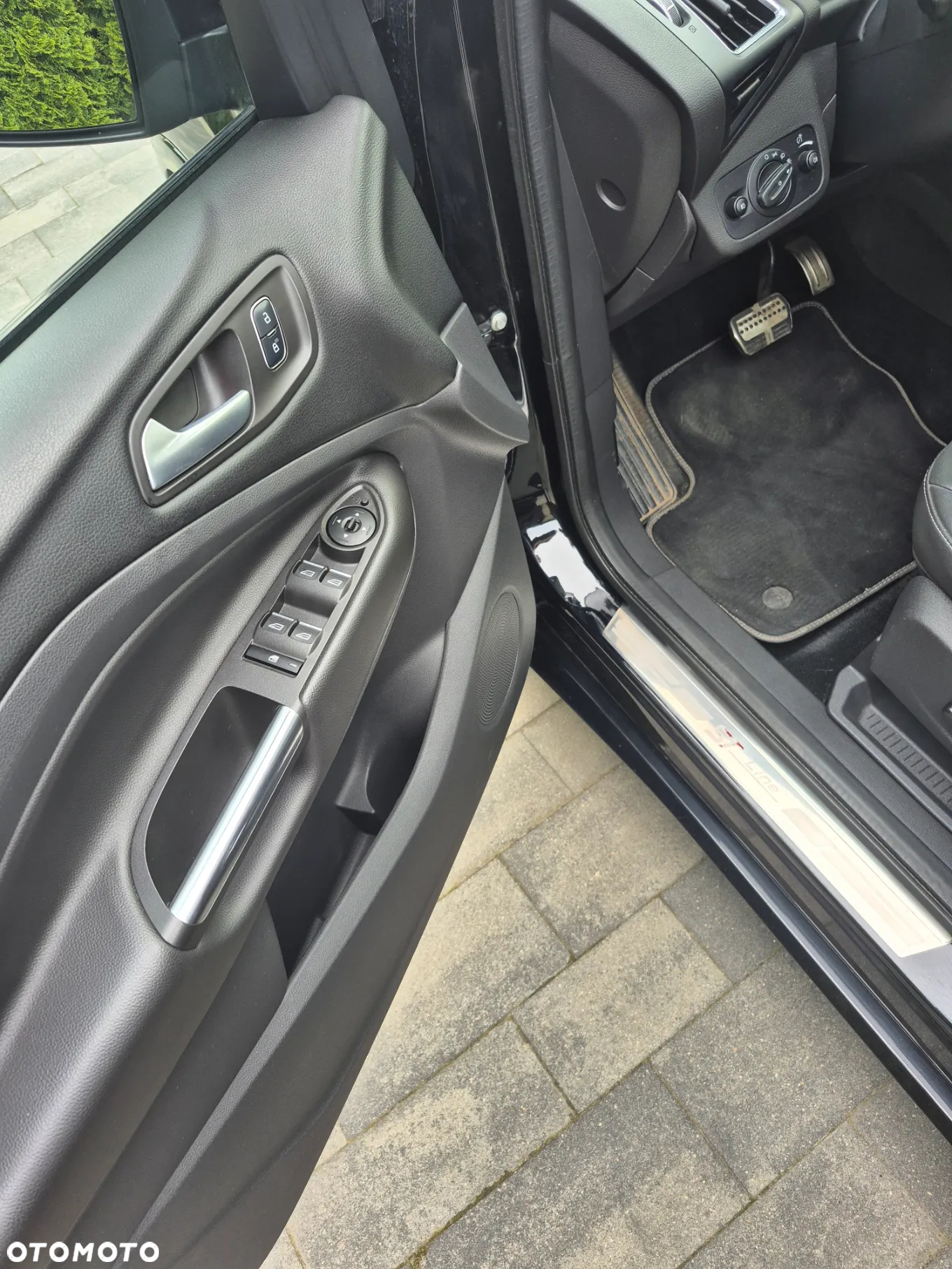 Ford Kuga 2.0 TDCi AWD ST-Line Black - 14