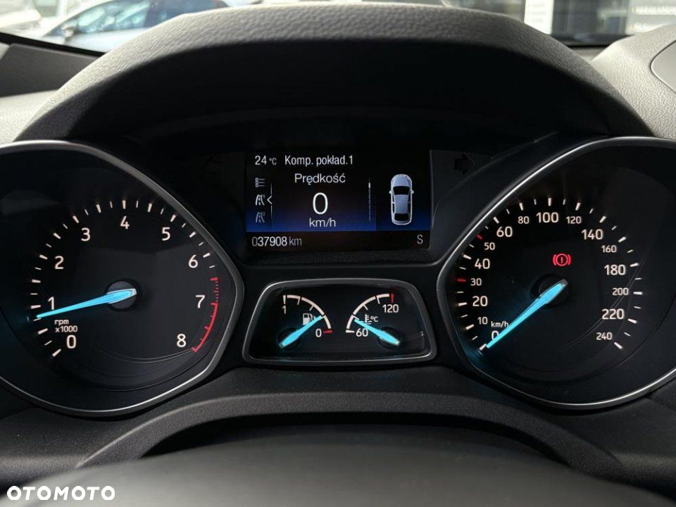 Ford Kuga - 3