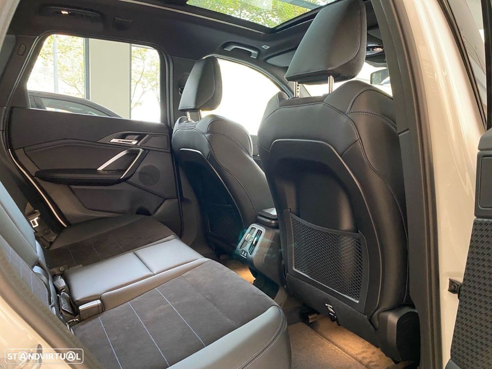 BMW iX1 xDrive30 Pack Desportivo M - 22