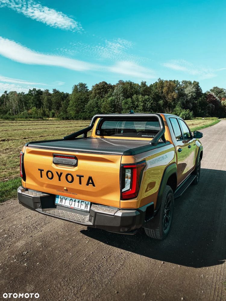 Toyota Hilux 2.8 D-4D mHEV Double Cab Invincible 4x4 - 18