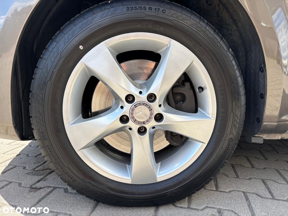 Mercedes-Benz VITO 447 - 8