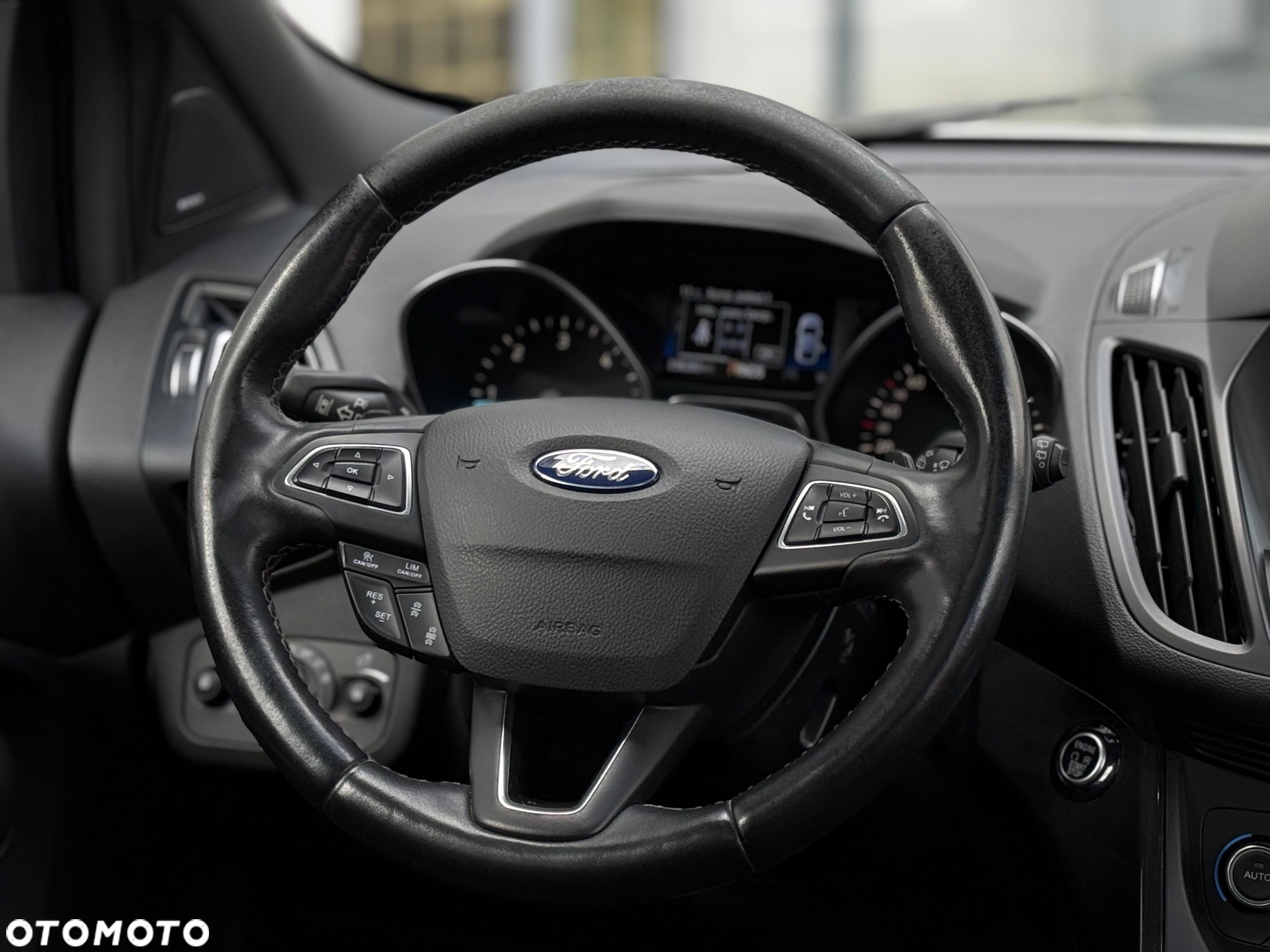 Ford Kuga 2.0 TDCi 4x4 ST-Line - 7