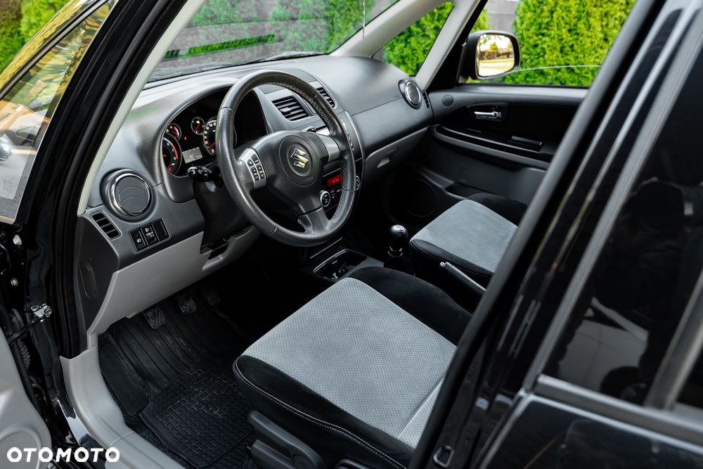 Suzuki SX4 1.6 Comfort 4WD - 16