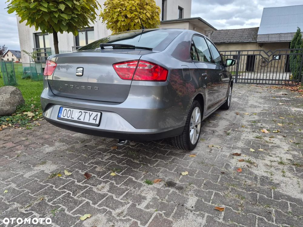 Seat Toledo 2013 photo 4
