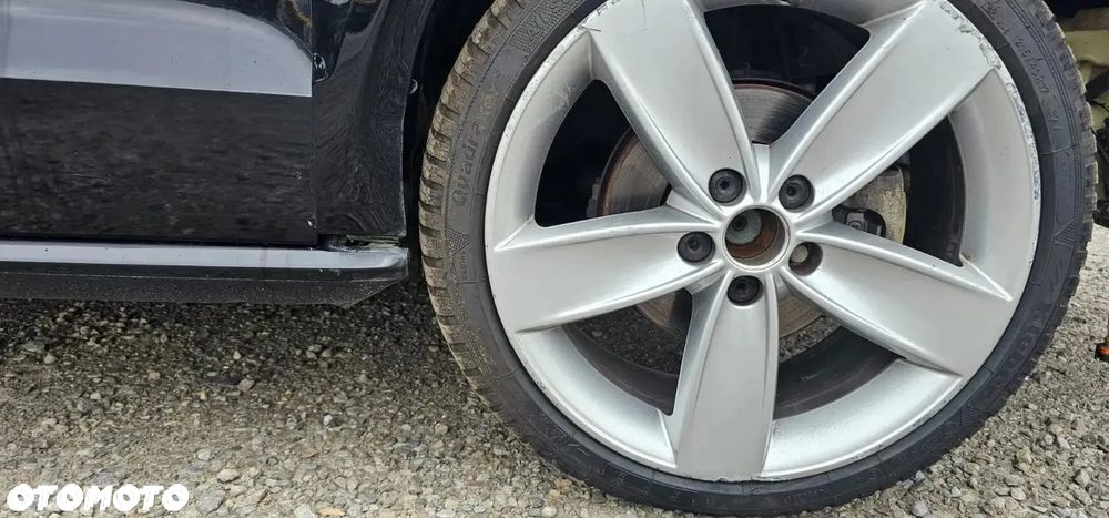 Volkswagen Polo 1.4 TDI (Blue Motion Technology) Comfortline - 8