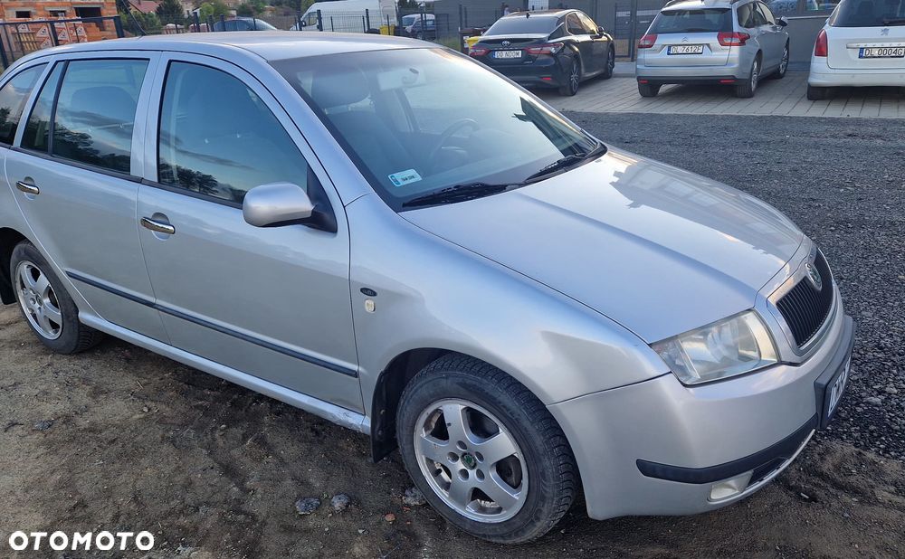 Skoda Fabia 1.4 16V Elegance - 6