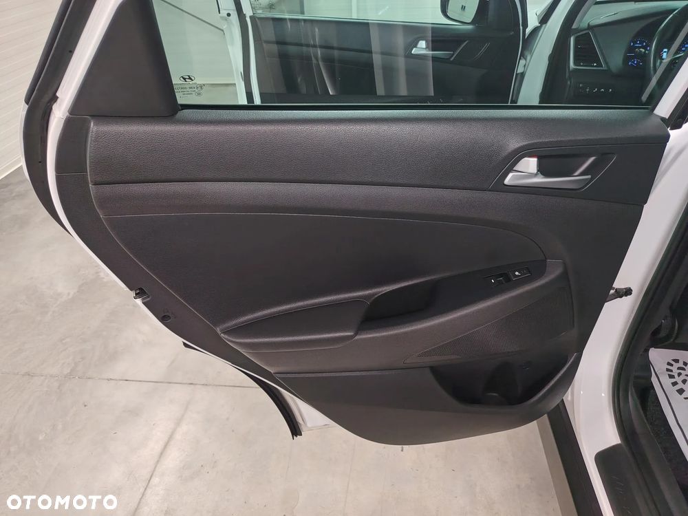 Hyundai Tucson 1.6 T-GDI TourdePologne 2WD - 21