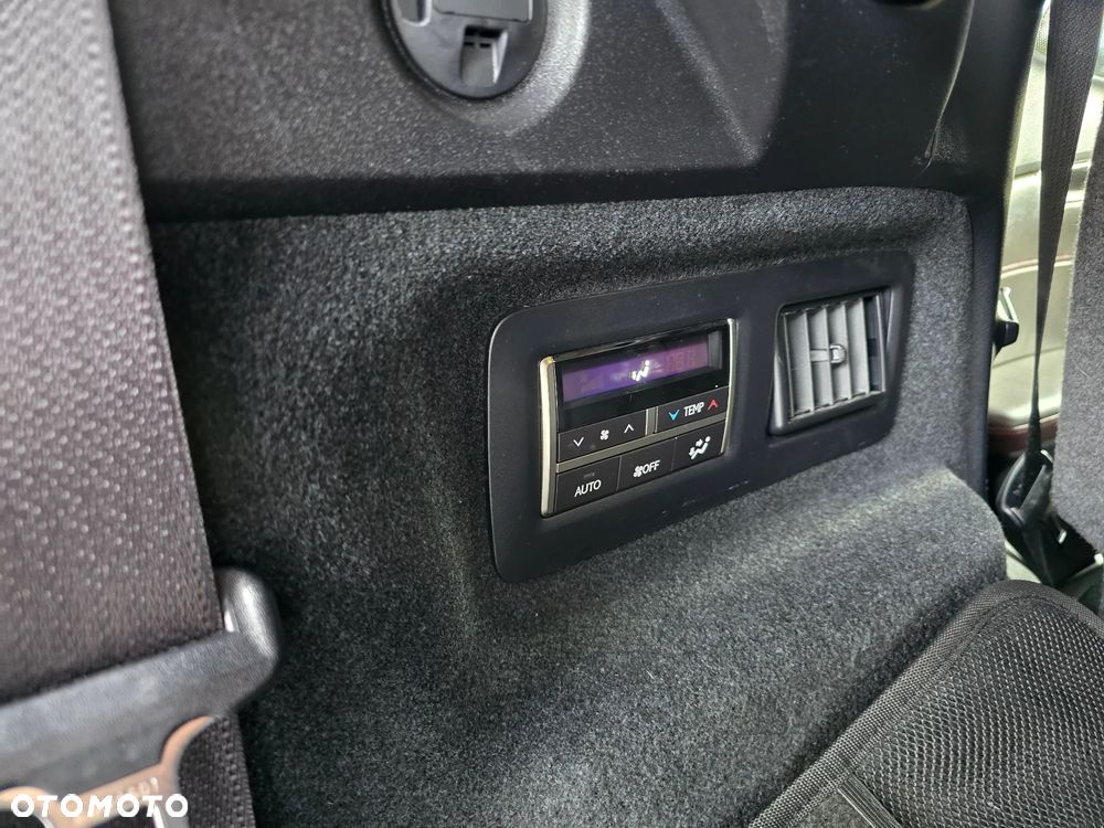 Lexus RX - 23