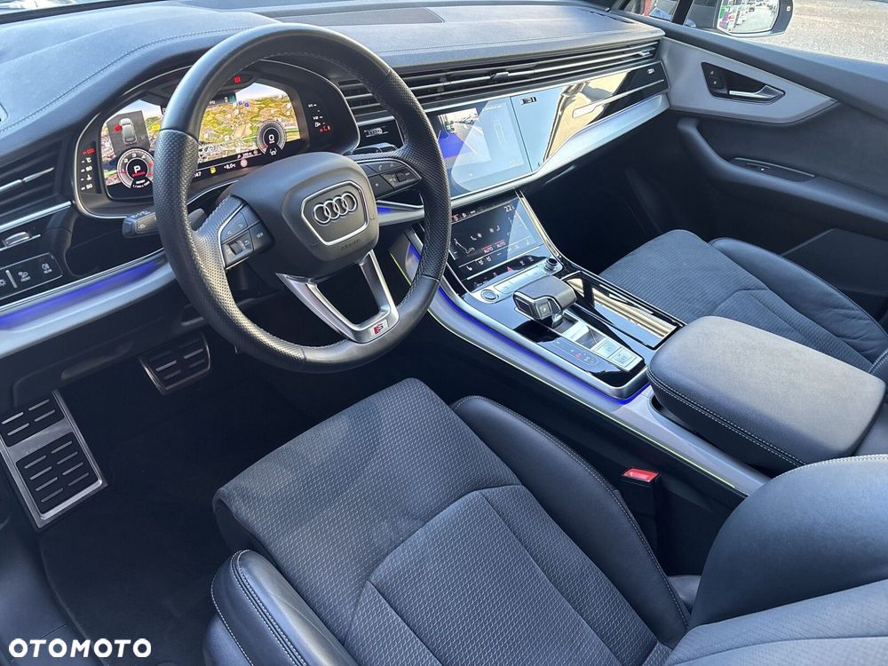 Audi Q7 - 16