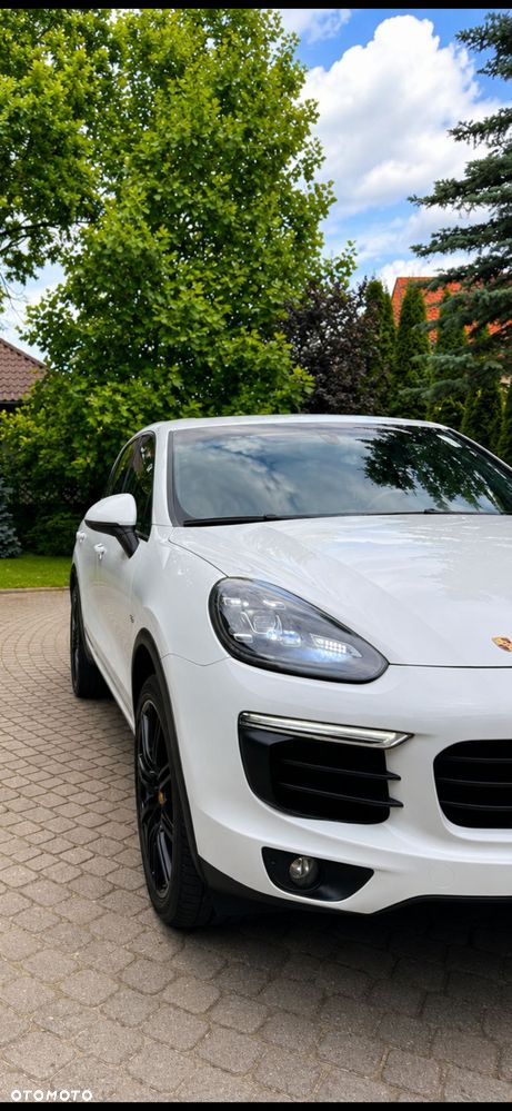 Porsche Cayenne 2016 photo 2