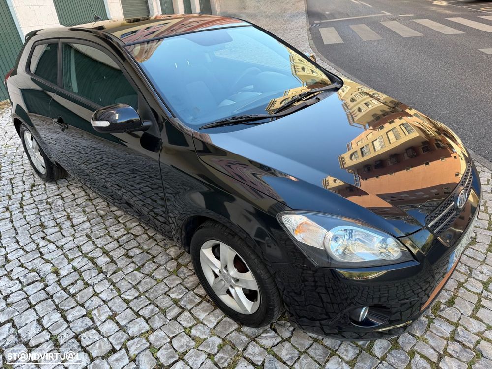 Kia Ceed S Coupé 1.4 CVVT EX ISG - 28