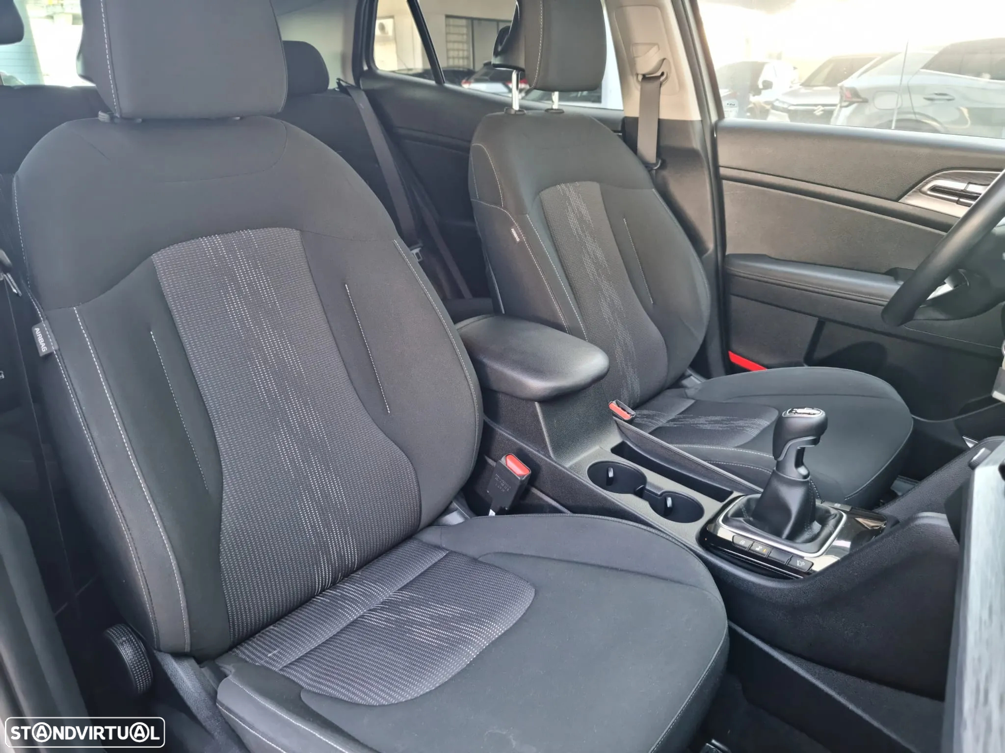 Kia Sportage 1.6 T-GDI Drive - 9
