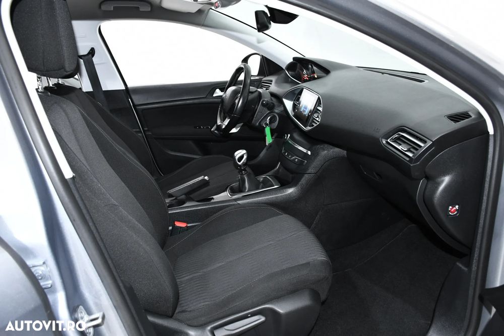 Peugeot 308 - 12