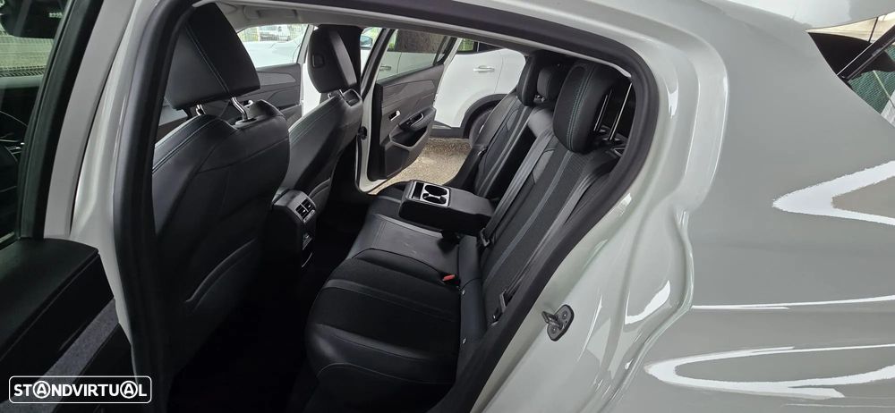 Peugeot 308 1.5 BlueHDi Allure Pack EAT8 - 30