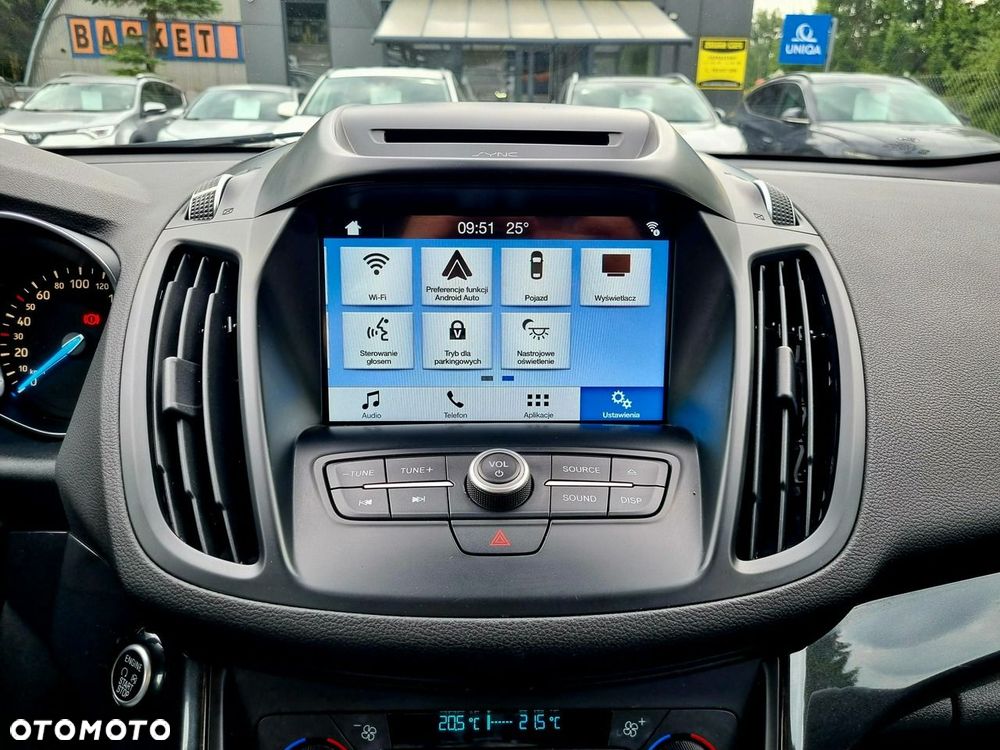Ford Kuga 1.5 EcoBoost 2x4 Titanium - 20