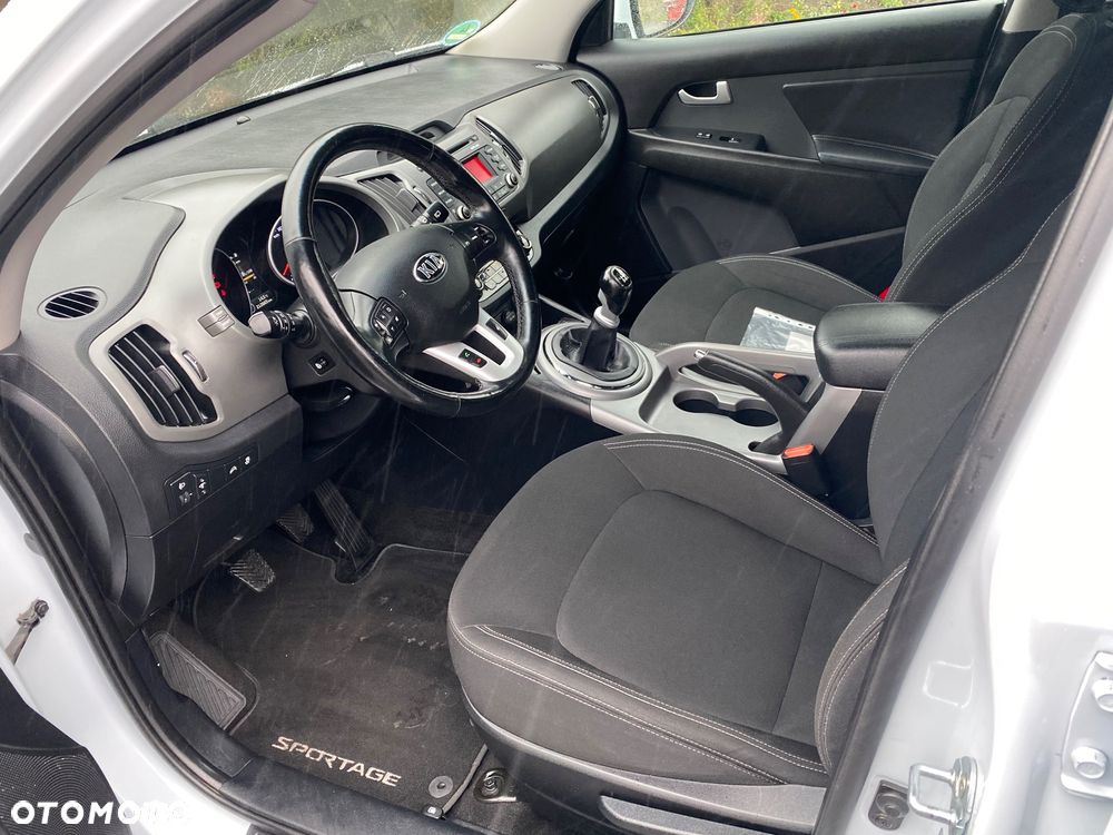 Kia Sportage - 15
