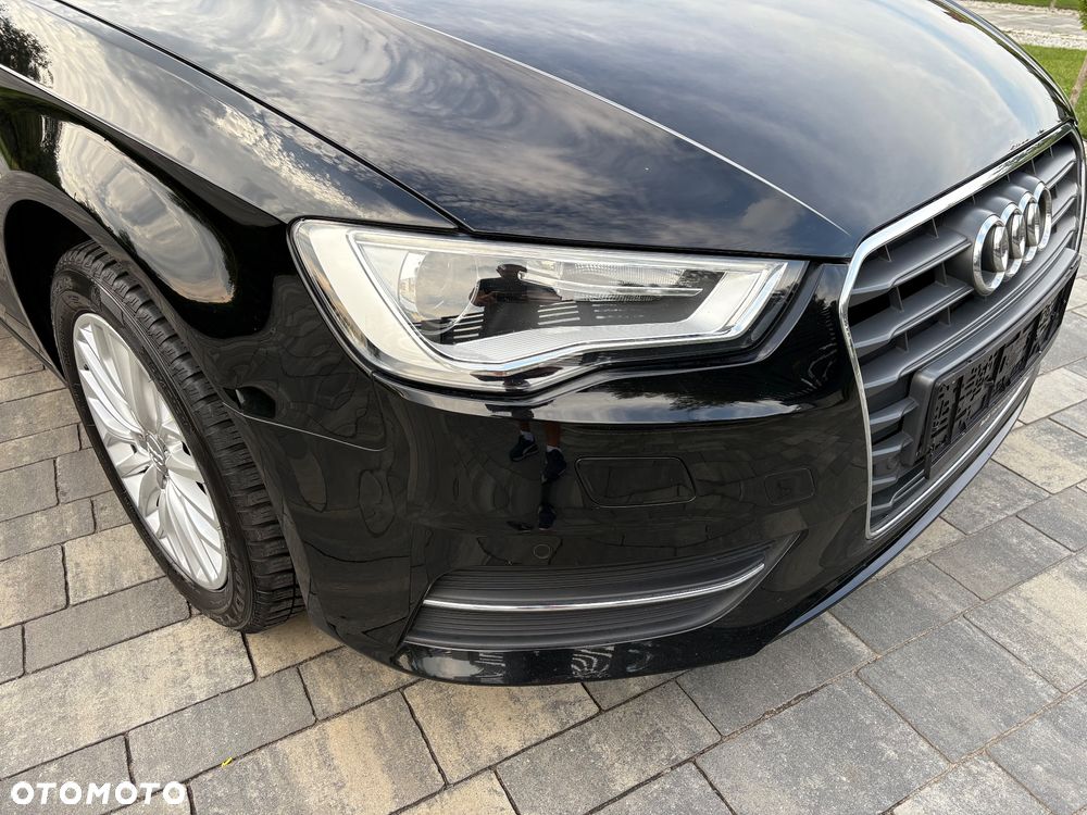 Audi A3 Sportback 1.4 TFSI Ambiente - 19