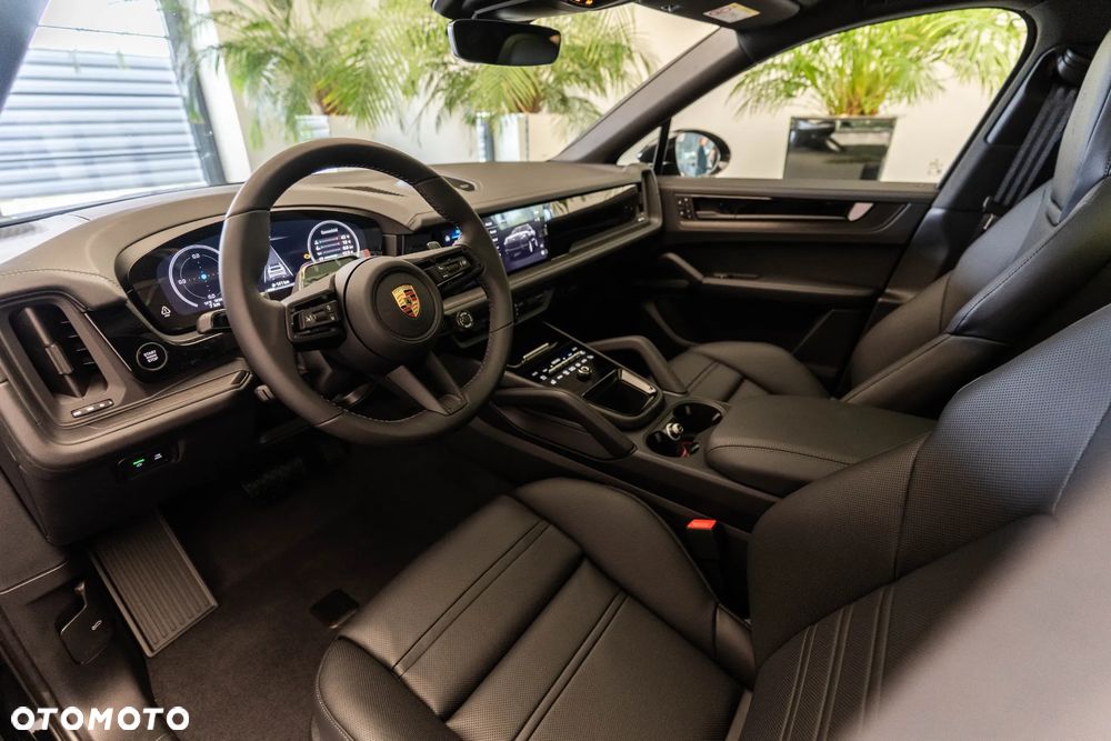 Porsche Cayenne Black Edition - 11