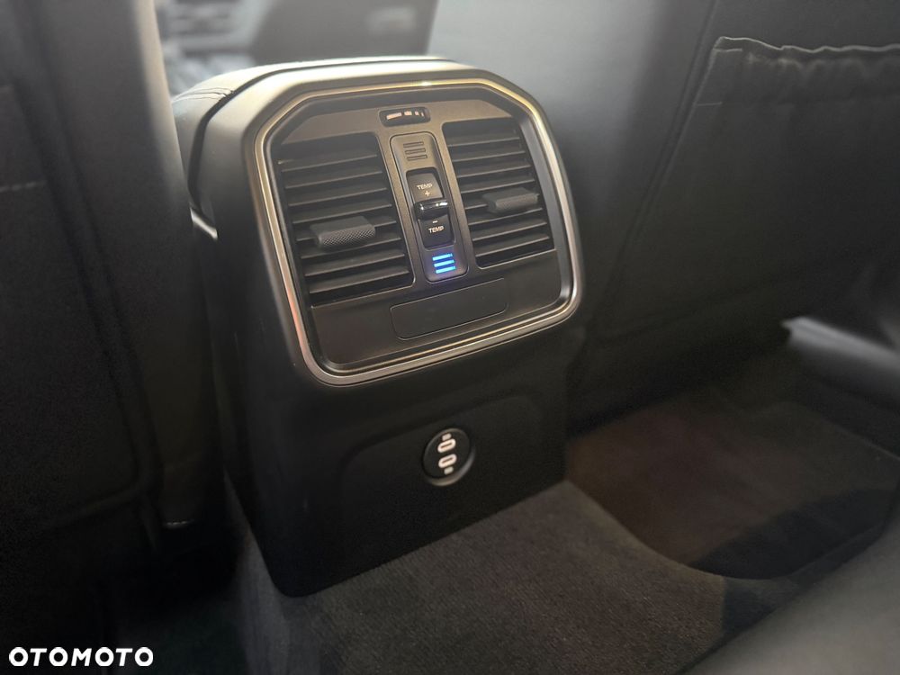 Porsche Macan S - 28