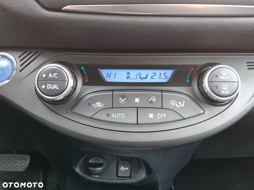 Toyota Yaris - 23
