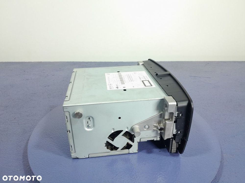 MERCEDES B W246 RADIO ODTWARZACZ CD A2469006710 - 2