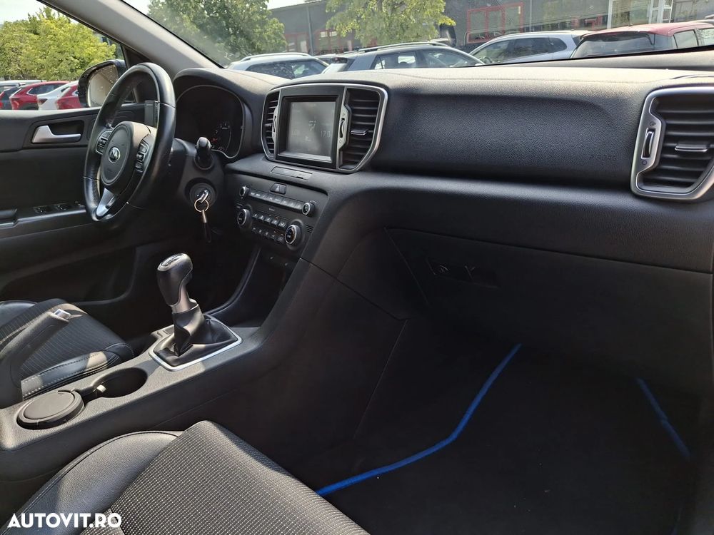 Kia Sportage 1.6 GDI 6MT 4x2 Style - 33