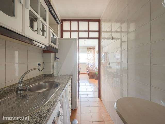 Apartamento T1+1 com arrumos e lugar de garagem em Mafamude! - Grande imagem: 2/39