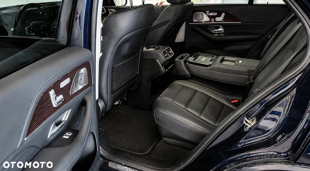Mercedes-Benz GLE - 11