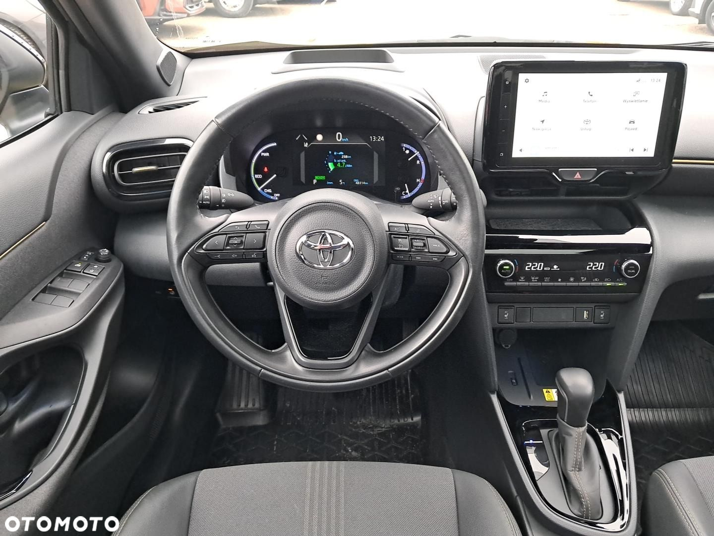 Toyota Yaris Cross - 16