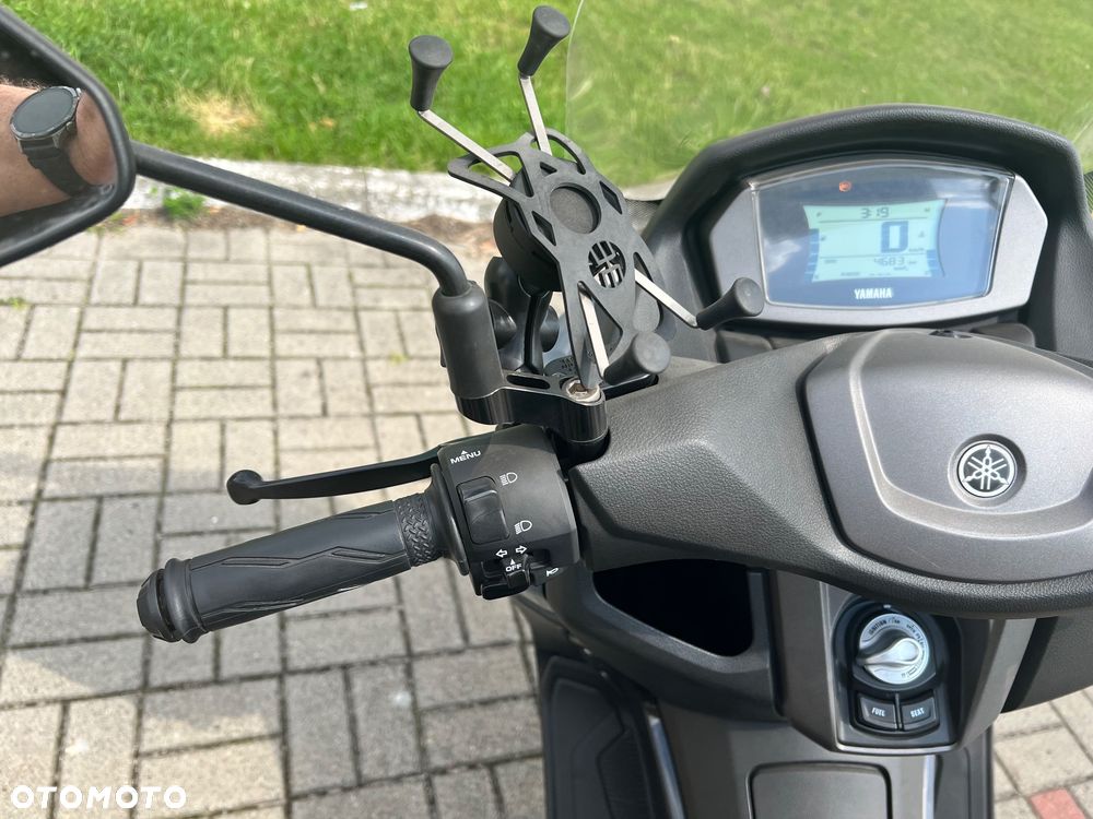 Yamaha NMAX - 7