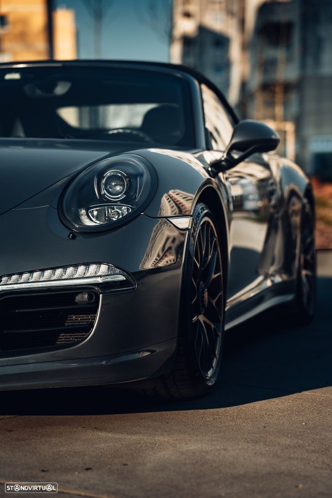 Porsche 911 (991) Carrera 4 GTS PDK - 33