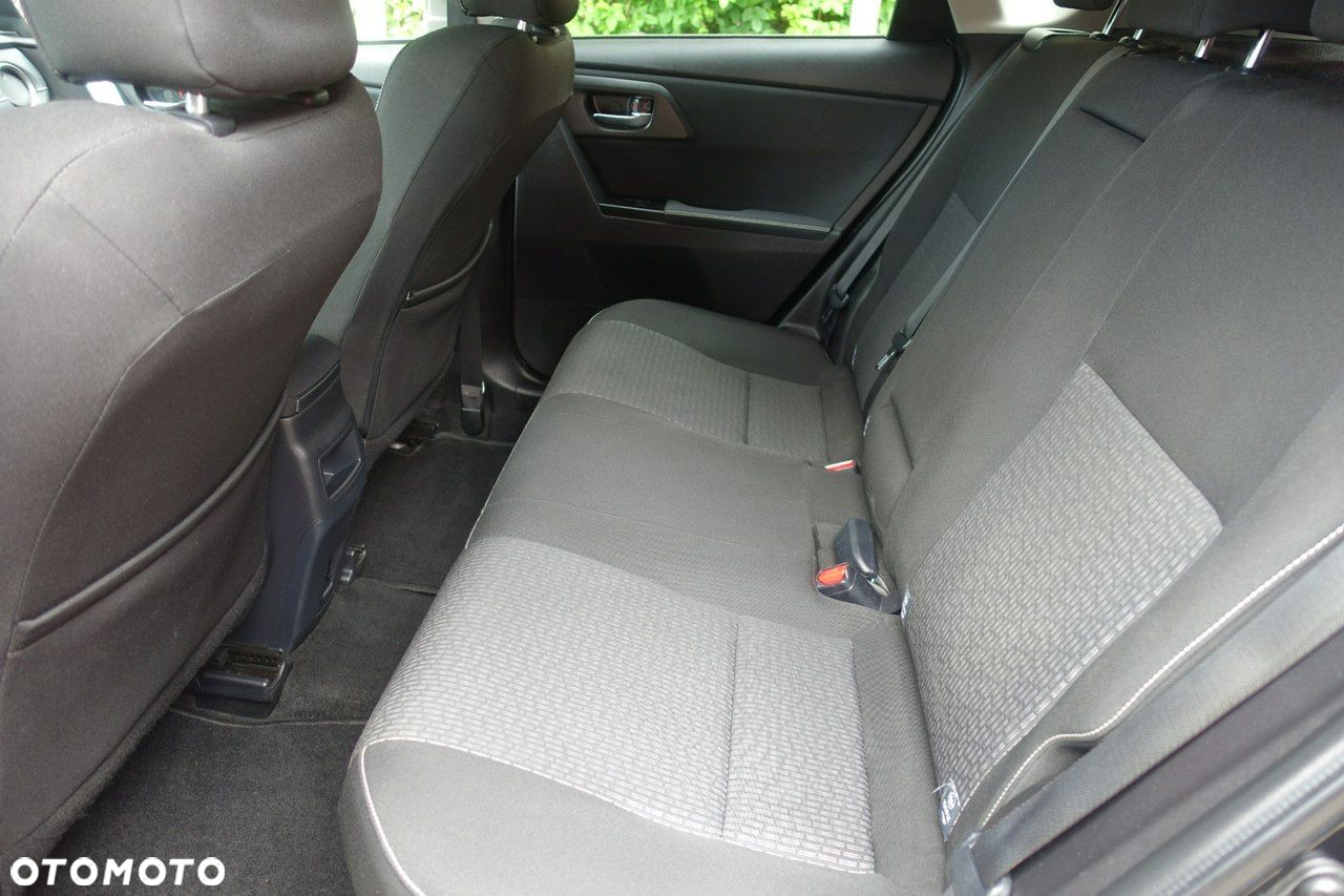 Toyota Auris - 9