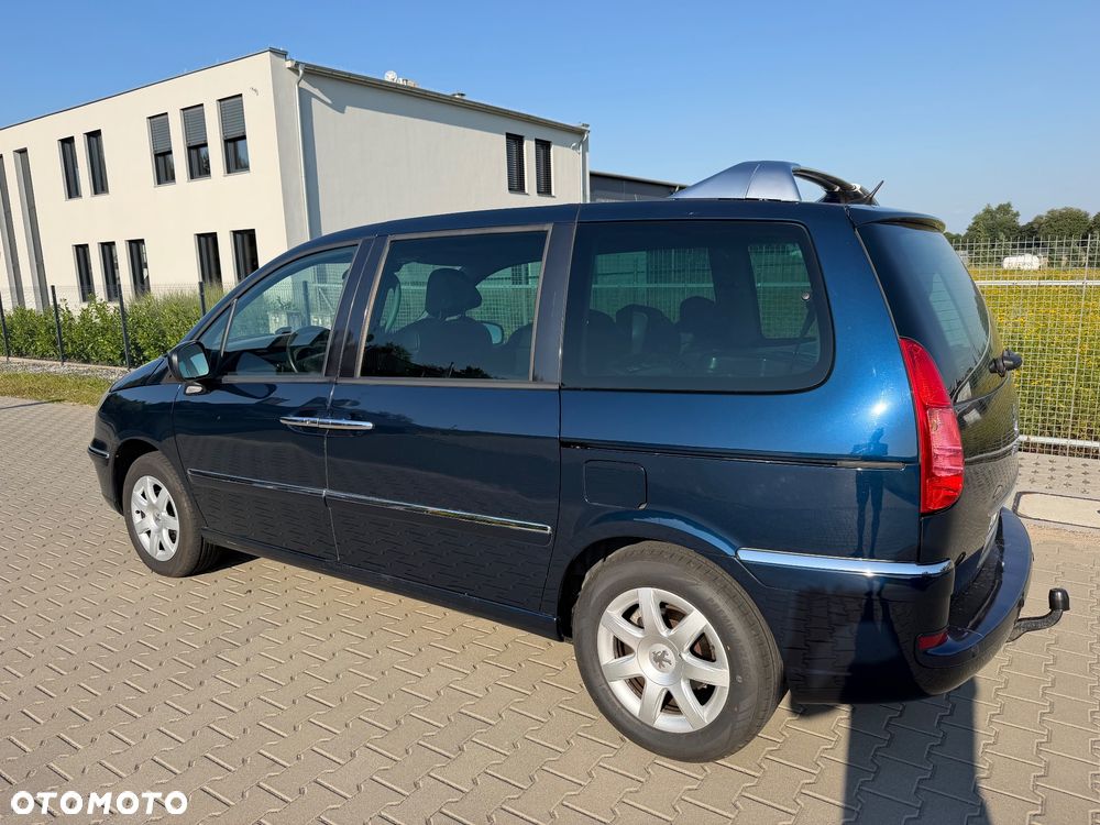 Peugeot 807 HDi 135 Style - 12