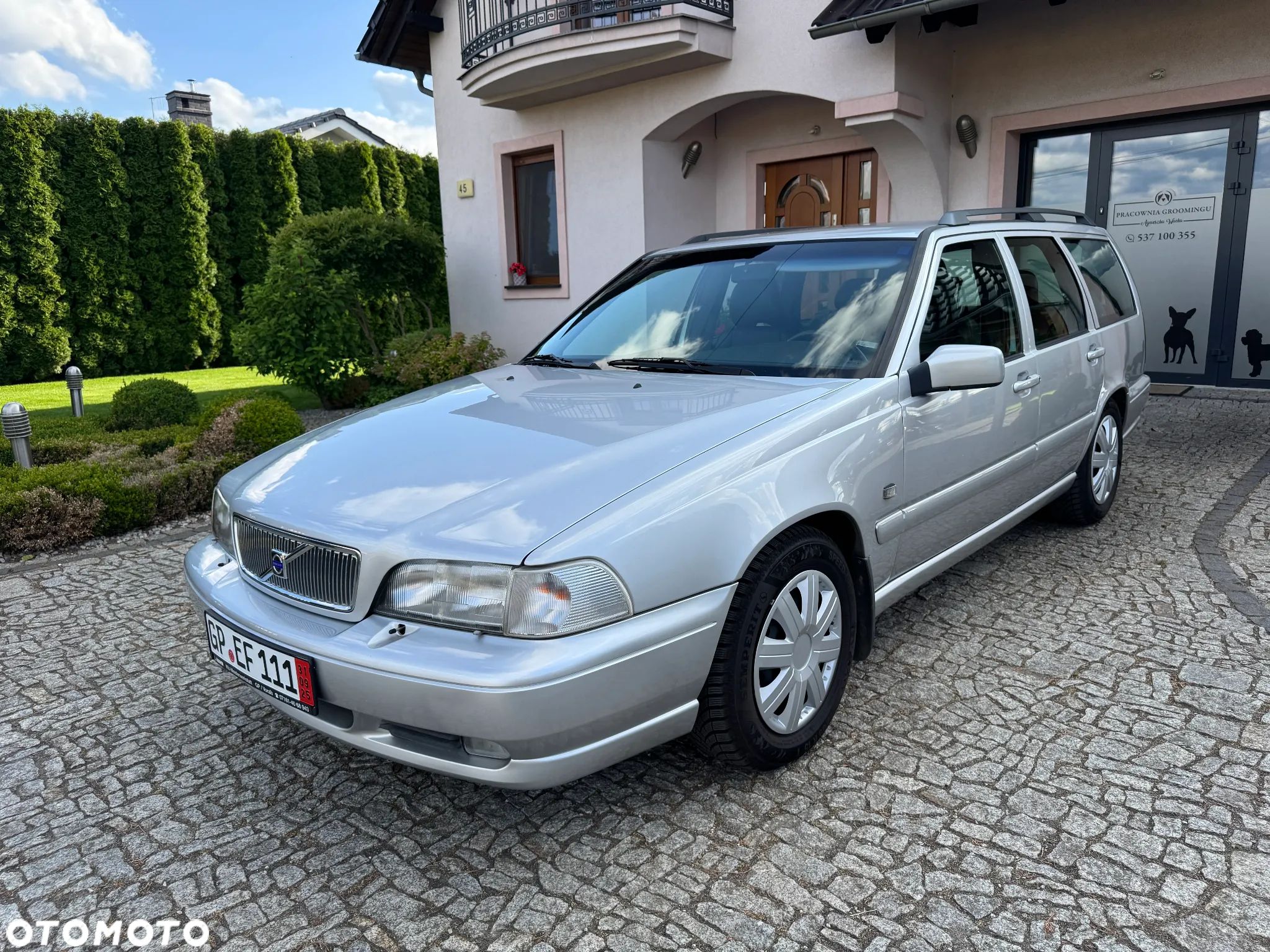 Volvo V70 2.4 T - 1