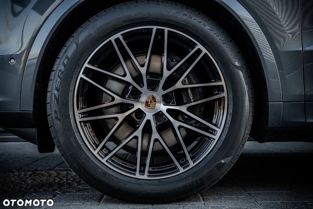 Porsche Cayenne E-Hybrid PHEV - 12