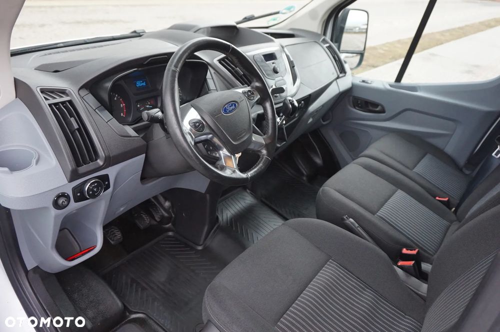 Ford Tranzit - 16