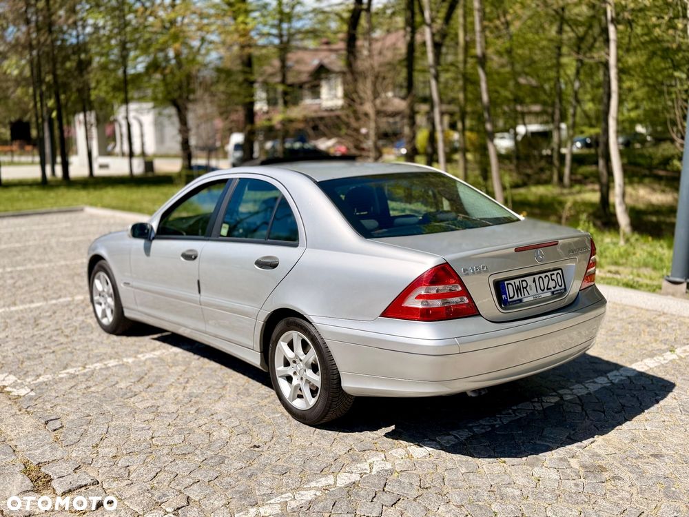 Mercedes-Benz Klasa C 180 Kompressor Automatik Classic - 2