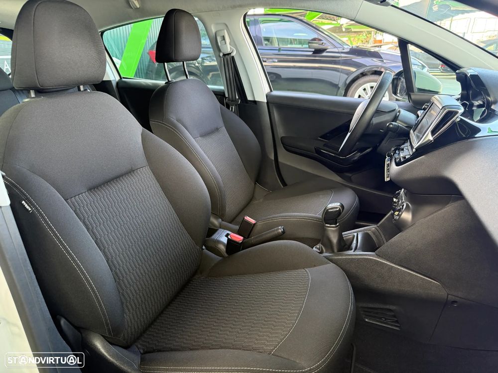 Peugeot 208 1.5 BlueHDi Active - 18