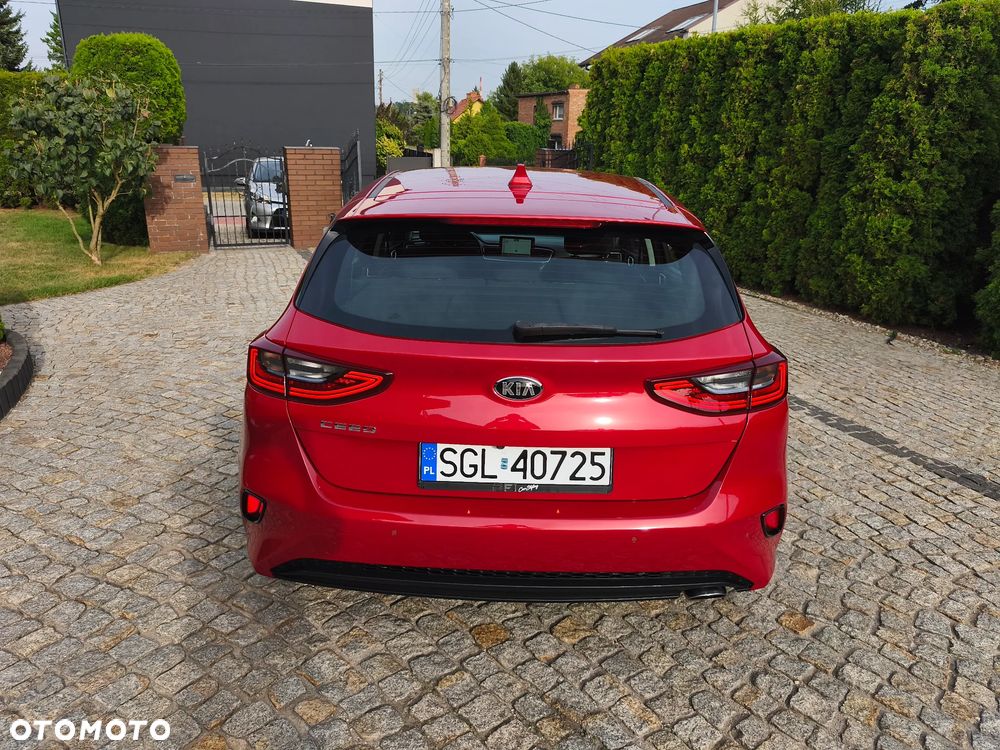 Kia Ceed 1.4 T-GDI DCT OPF Vision - 12