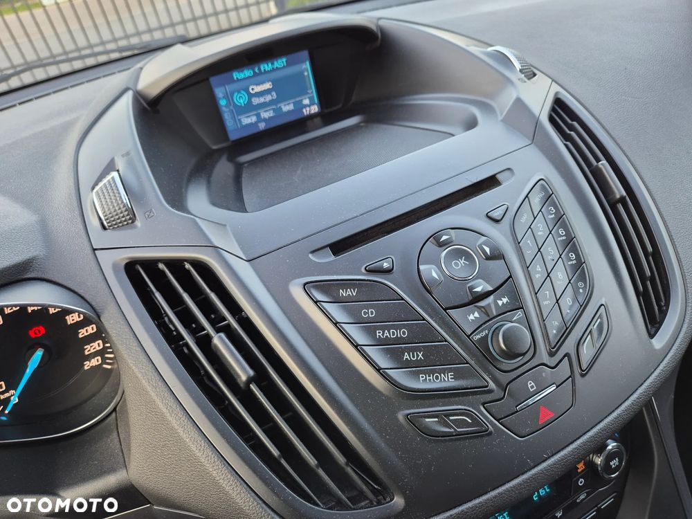 Ford Kuga - 16