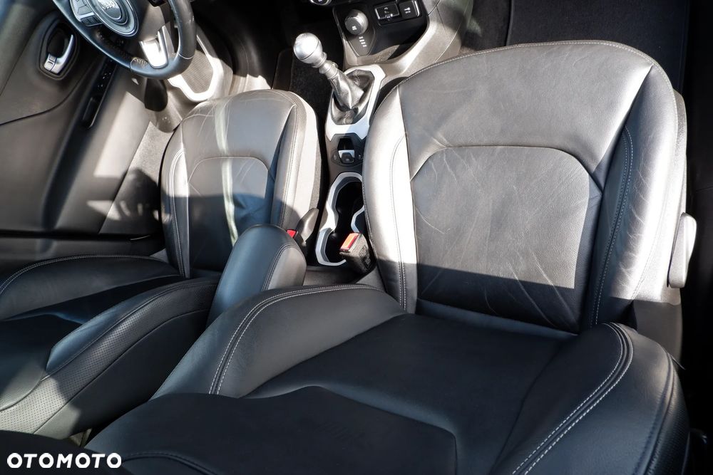 Jeep Renegade 2.0 MultiJet Limited 4WD S&S - 8