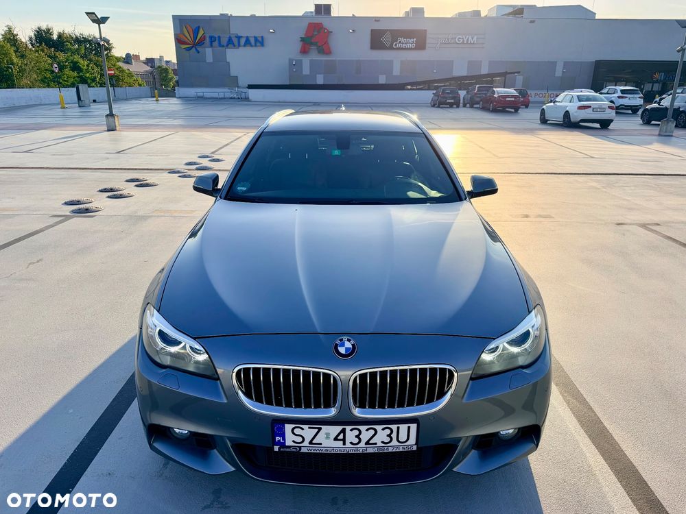 BMW Seria 5 525d xDrive Sport-Aut - 2