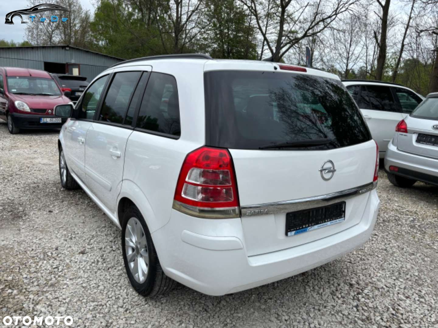 Opel Zafira - 11