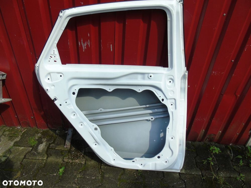 Kia Proceed drzwi tylne lewe 77003-J7700 - 6