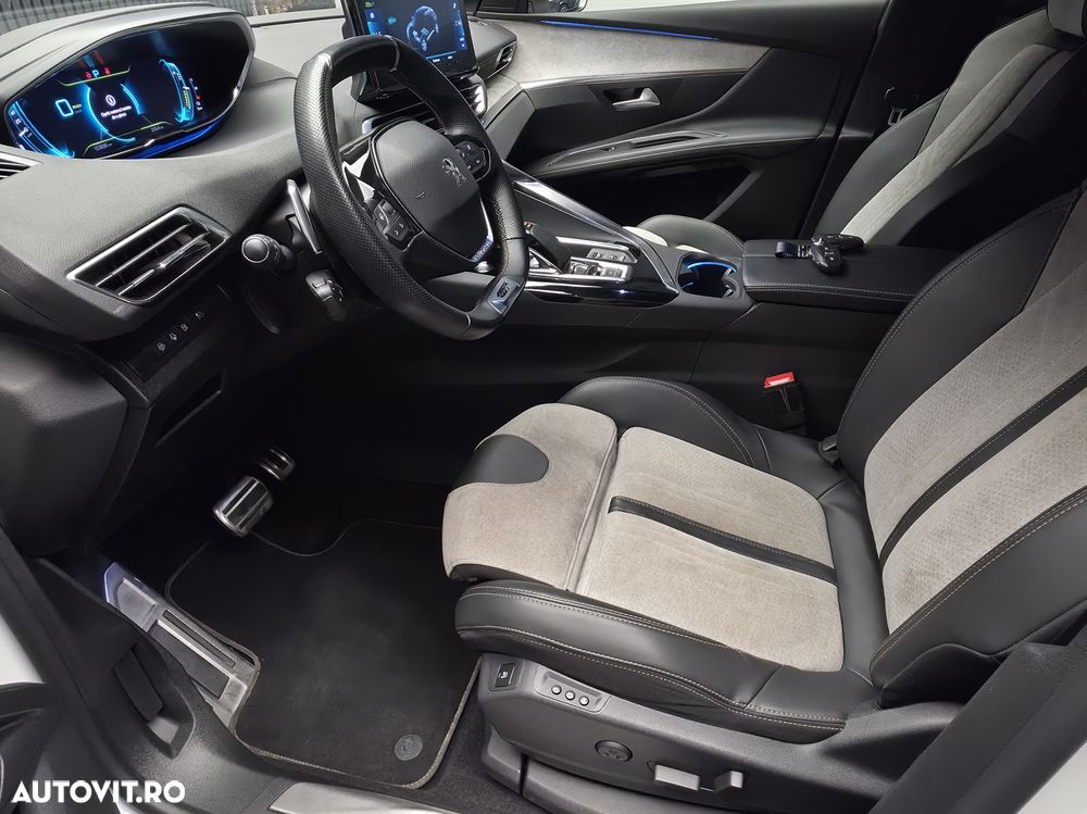 Peugeot 3008 225 e-EAT8 GT Pack - 23