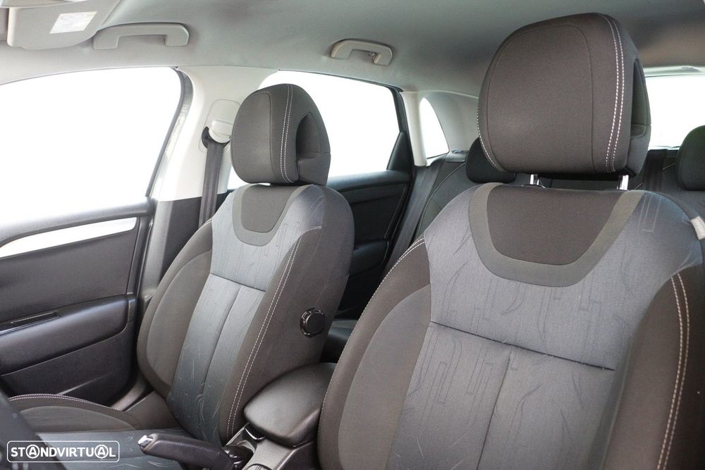 Citroën C4 1.6 HDi Attraction - 13